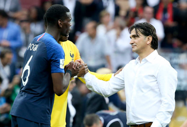 事背后隐藏 事背后隐藏